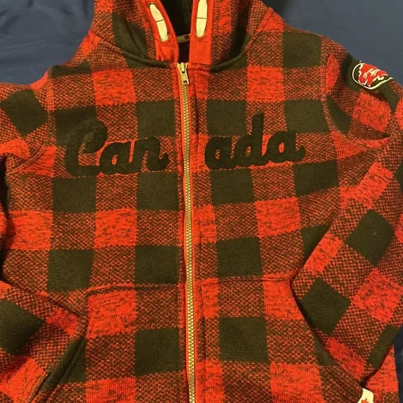 Canadian zip up hoodie - Picture 3 of 3
